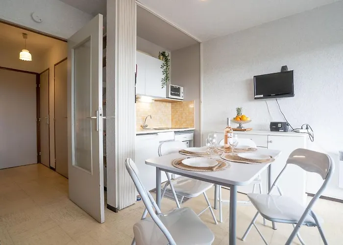 Fleurie I By Interhome Lejlighed *